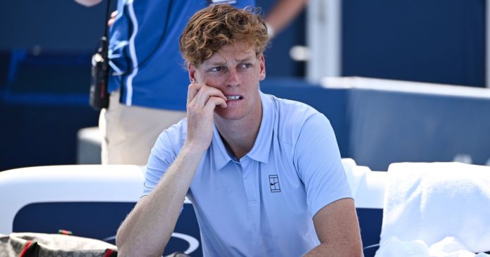 Cincinnati Open star lashes out at organisers as Jannik Sinner retires in final