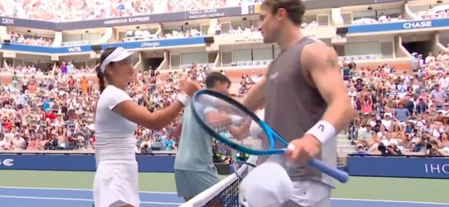 Emma Raducanu in awkward US Open exchange as Jack Draper scolded by partner