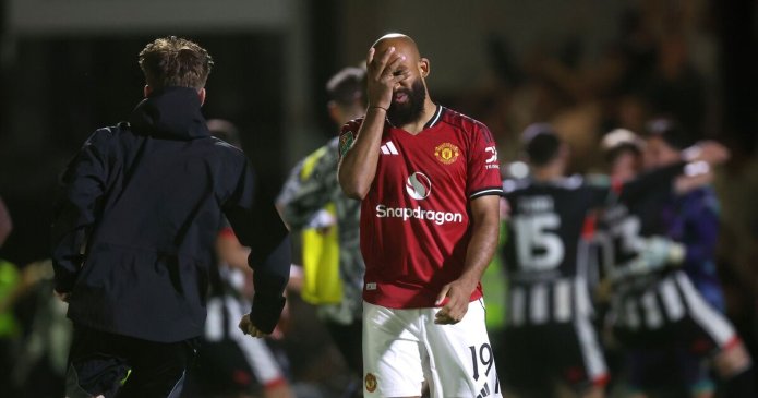 Man Utd player ratings vs Grimsby as star scores 0/10 in horror Carabao Cup loss