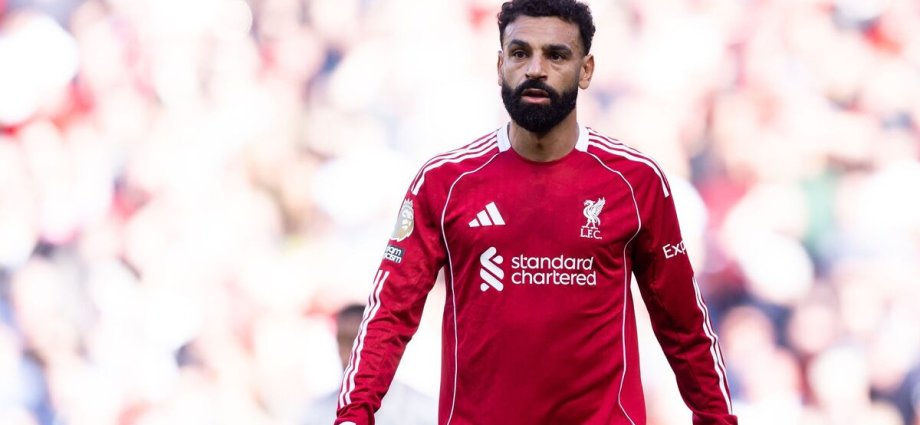 Mohamed Salah blasts Liverpool fans for calling out two players
