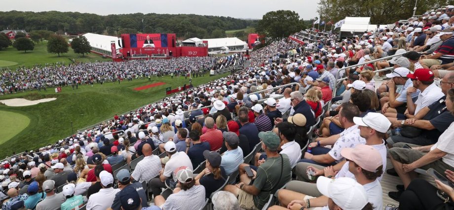 Ryder Cup LIVE: Huge security operation underway as fans hit with strict bans