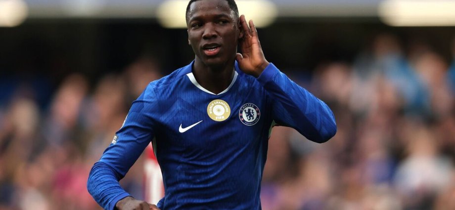 Moises Caicedo's response as Chelsea star asked if Blues are in title race