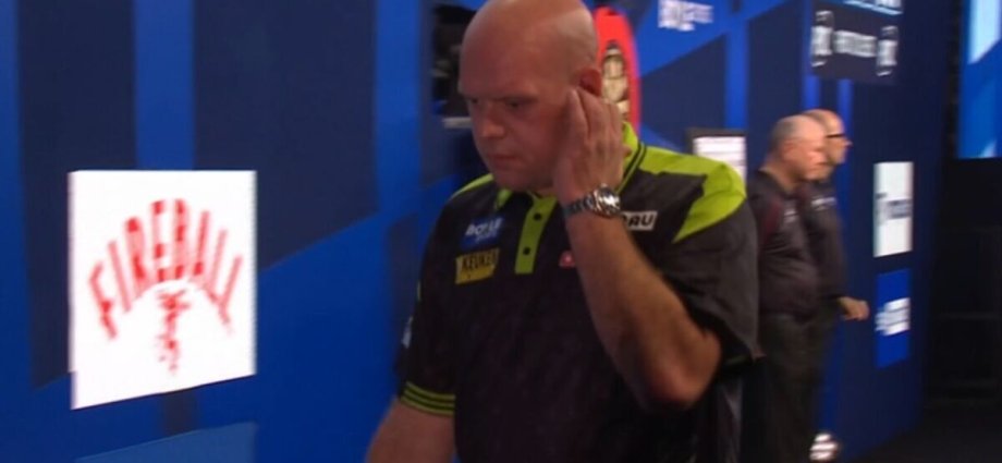 Michael van Gerwen thrashed at World Grand Prix as he crashes out in first round