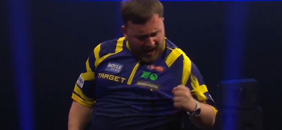 Luke Littler demolishes Johnny Clayton to set up Luke Humphries final