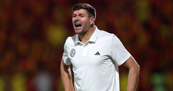 Steven Gerrard breaks silence after snubbing Rangers job with message to ally