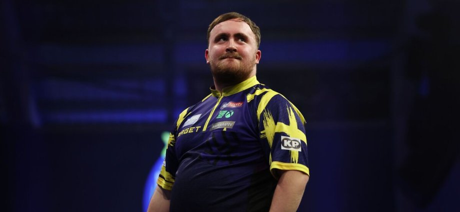 Luke Littler's top response to fan's slur at Beau Greaves after she beats him