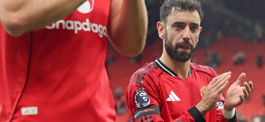 Man Utd being 'careful' with Bruno Fernandes as Ruben Amorim offers update