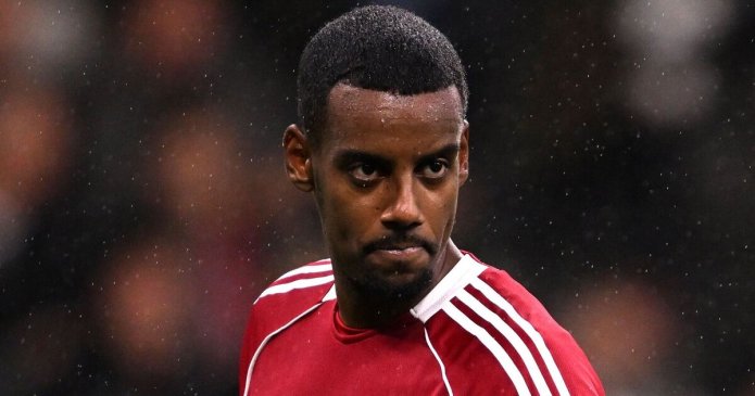 Alexander Isak substitution explained as Liverpool get bad news after huge win