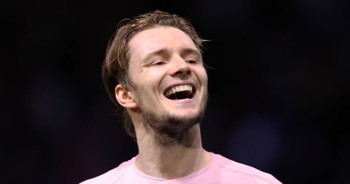 Tennis star responds after Alexander Bublik brutally mocks him at Paris Masters