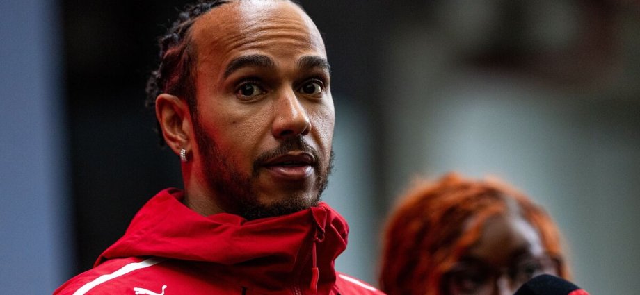 Lewis Hamilton makes definitive statement on Ferrari future