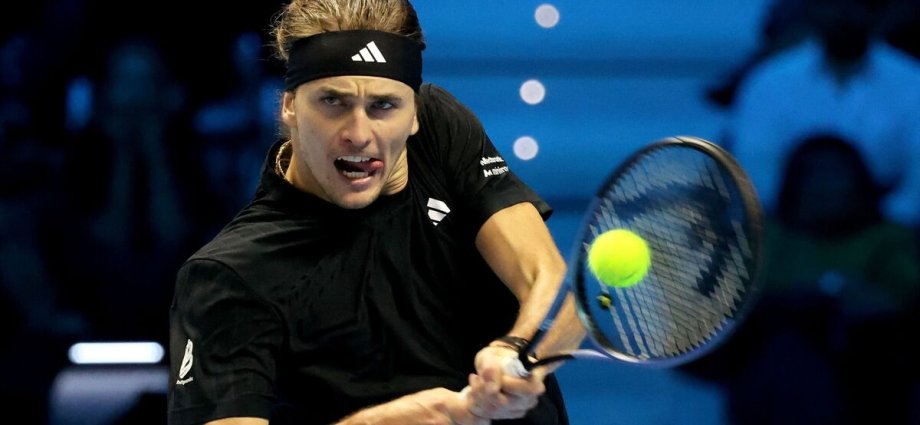 Alexander Zverev sends seven-word message after disappointing Jannik Sinner loss