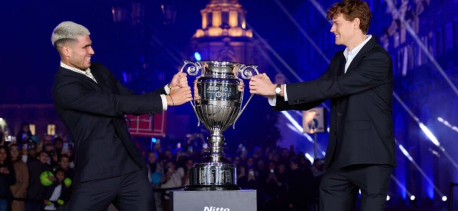 Tennis LIVE Alcaraz put in place after complaints as Sinner risks uproar