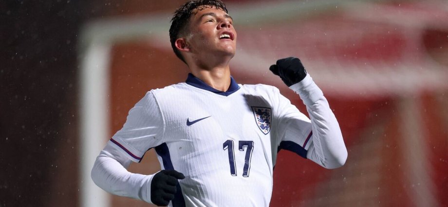 Man Utd wonderkid scores first England goal after promotion to senior camp