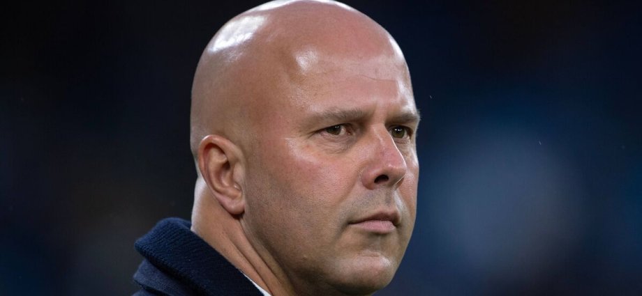 Arne Slot put on alert as Liverpool icon makes Ange Postecoglou sack comment