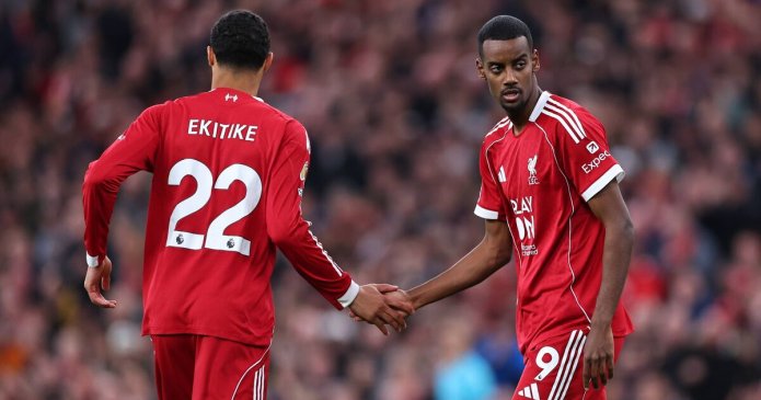 Liverpool 'eye three transfers' as Alexander Isak and Hugo Ekitike struggle