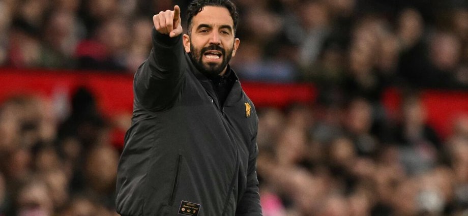 Man Utd star likes post slamming Ruben Amorim over Bruno Fernandes and Casemiro