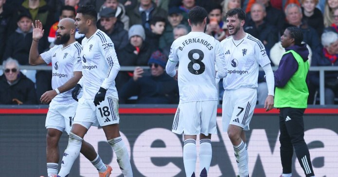 Bruno Fernandes' three-word conversation with Mason Mount before Man Utd winner