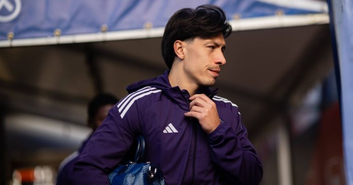 Man Utd icon shows true colours with reaction to Lisandro Martinez statement