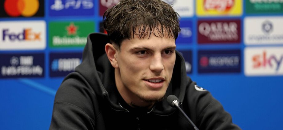 Alejandro Garnacho snubs Man Utd and explains 'easy decision' to leave