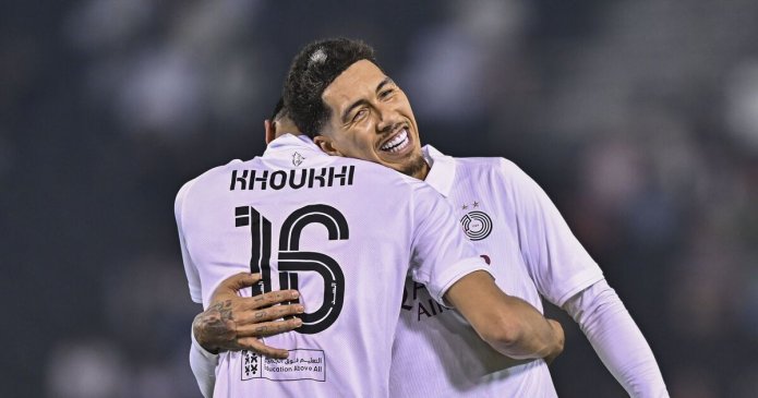 Firmino still playing Liverpool role under Klopp as Mohamed Salah decision made