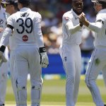England finally get Khawaja's wicket as first day hangs in balance