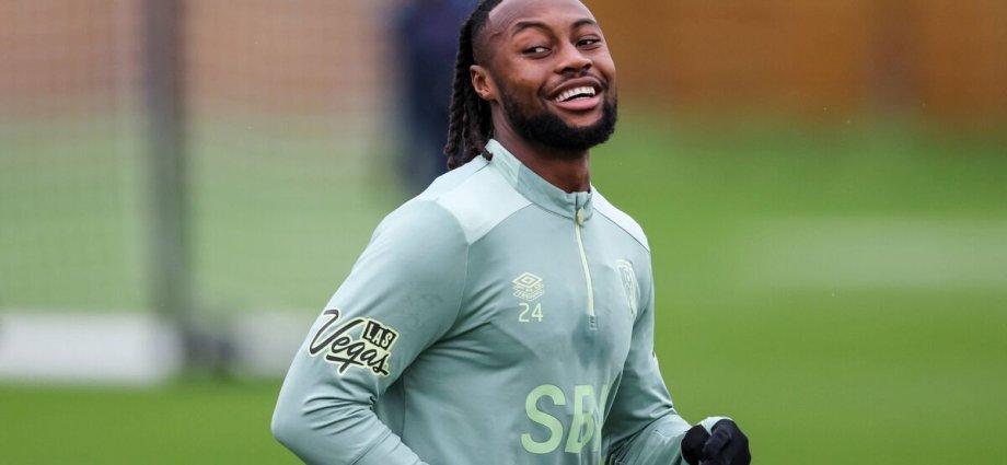 Antoine Semenyo to Man Utd update as release clause and January stance emerges