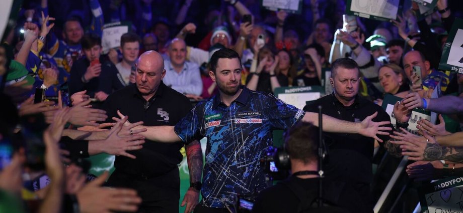 Darts LIVE updates - Paul Lim and Luke Humpries run it back at PDC World Champs