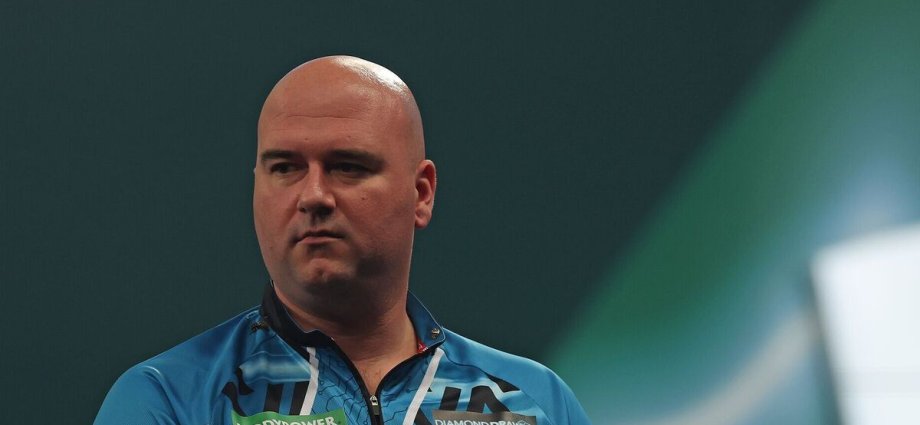 Darts LIVE - Cheating row erupts as Rob Cross gives emotional interview