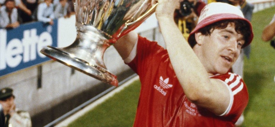 John Robertson dies at 72 as Nottingham Forest pay tribute to 'our greatest'