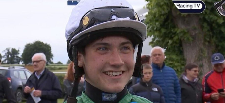 Jockey, 20, tragically dies on Christmas Eve as racing community pays tribute