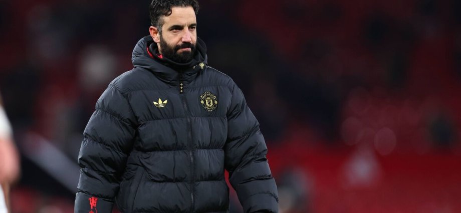 Ruben Amorim's reaction to chant from Man Utd fans is bad news after Wolves draw