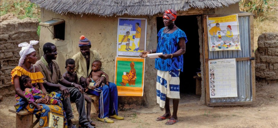 A photo of the HemoSift device.