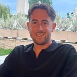 Electrician, 27, has nine darts to win £180k at World Championship final