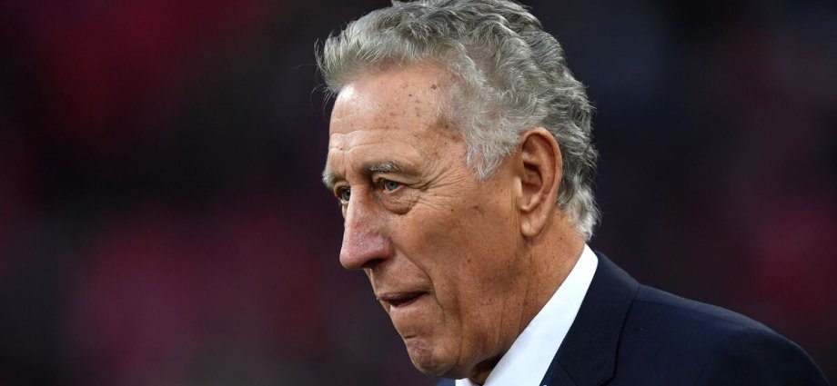 Tottenham and England icon Martin Chivers dies aged 80 as tributes pour in