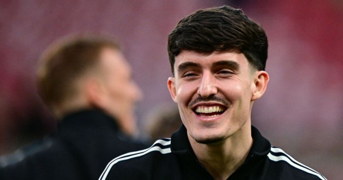 Transfer news LIVE as Arsenal chase Newcastle deal and Man Utd talks set