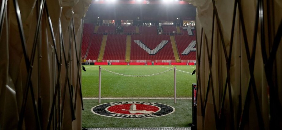 Charlton vs Chelsea forced to be stopped after medical emergency at FA Cup tie
