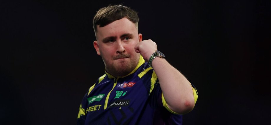 Luke Littler shows true colours with response to private jet question