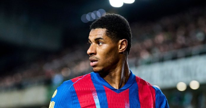 Transfer news LIVE - Man Utd move close, Arsenal talks, Liverpool's Chelsea blow