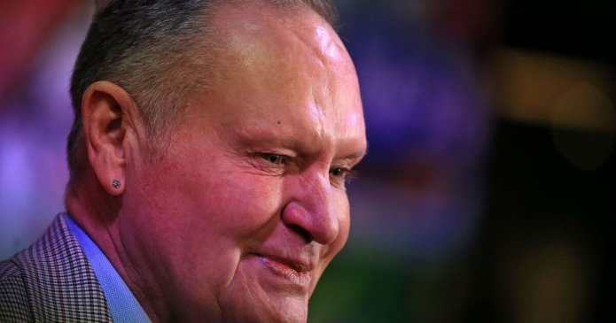 Paul Gascoigne rushed to hospital after horror fall as legend left in 'agony'