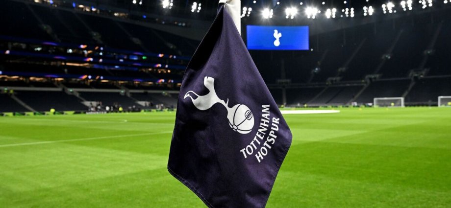 Tottenham players in car crash as Ferrari left wrecked on side of the road