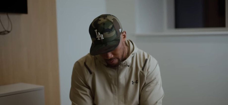 Joshua holds back tears as boxer gives emotional interview after fatal crash