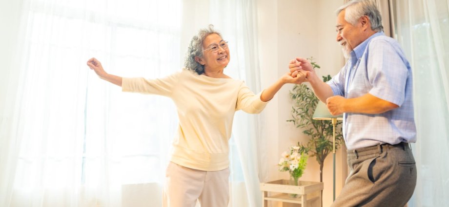 Small improvements in sleep, physical activity and diet are linked with a longer life