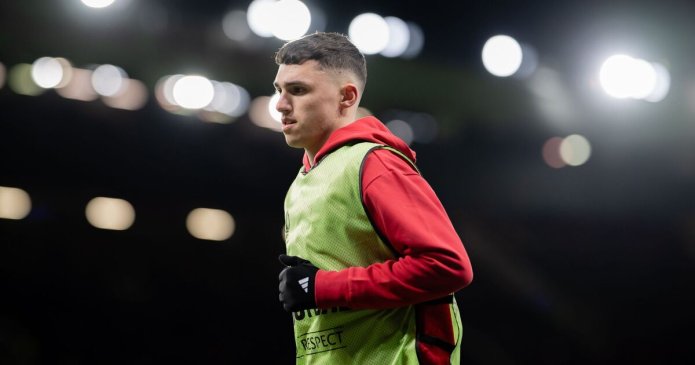 Man Utd confirm transfer move just seconds before January window slammed shut