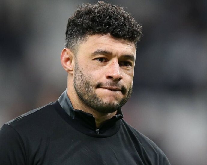 Celtic overcome problem that could have prevented Oxlade-Chamberlain transfer