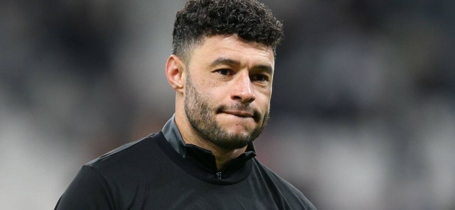 Celtic overcome problem that could have prevented Oxlade-Chamberlain transfer