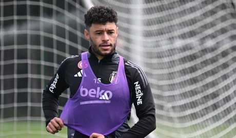 Huge Alex Oxlade-Chamberlain to Celtic transfer update as new deadline clear