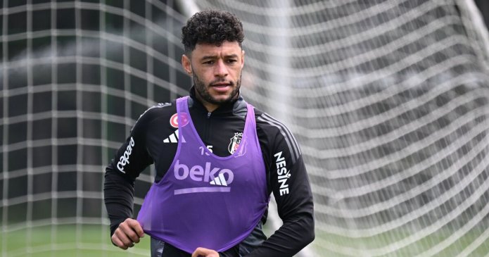 Huge Alex Oxlade-Chamberlain to Celtic transfer update as new deadline clear