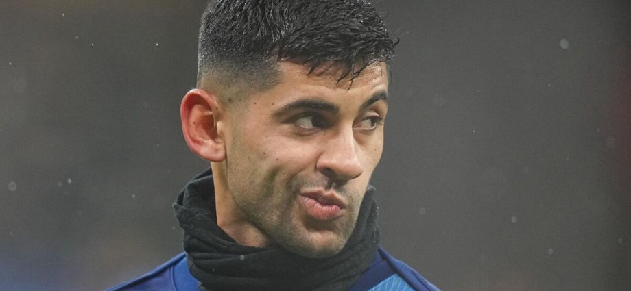 Thomas Frank's worrying reply as Tottenham boss grilled on Romero future