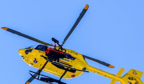 Winter Olympics LIVE: Lindsey Vonn update as skier has surgery after crash