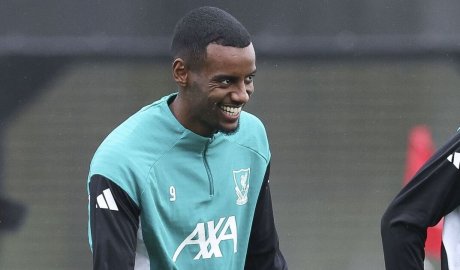 Isak back in Liverpool training as Slot confirms big Man City boost